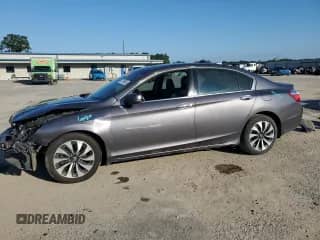 2015 Honda Accord Touring z VIN 1HGCR6F78FA013433, wystawiony jako Copart lot #67150585 z przebiegiem Nie podano mil oraz Szkoda całkowita • Salvage title. Historia ofert i sprzedaży dostępna na DreamBid. Obrazek 1.