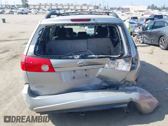 2008 Toyota Sienna CE with VIN 5TDZK23C38S224889, listed as a IAAI auction lot 42652031 with 189,435 mi miles and . Bid and sale history available at DreamBid. Image 6.