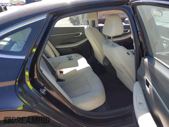 2024 Hyundai Sonata SEL с VIN KMHL64JA1RA379765, выставлен на аукционе IAAI как лот 43558692 с пробегом 40 587 миль миль и . История ставок и продаж доступна на DreamBid. Изображение 8.