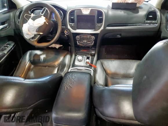 2023 Chrysler 300 Touring L с VIN 2C3CCADG4PH538373, выставлен на аукционе Copart как лот 71536755 с пробегом 75 924 миль миль и Чистый • Clean title. История ставок и продаж доступна на DreamBid. Изображение 8.