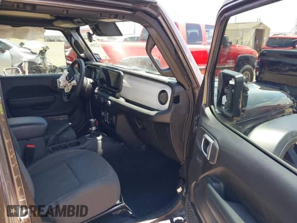 2024 Jeep Wrangler Sport S с VIN 1C4PJXDG3RW254162, выставлен на аукционе IAAI как лот 42320508 с пробегом 8 681 миль миль и . История ставок и продаж доступна на DreamBid. Изображение 5.