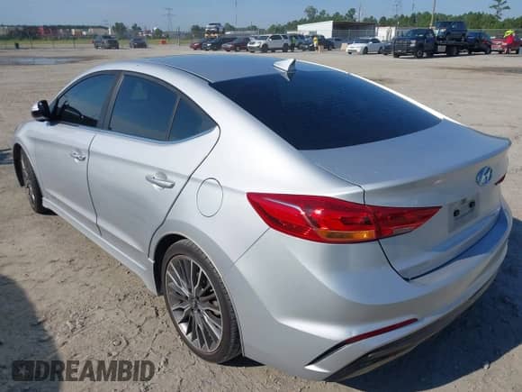2018 Hyundai Elantra Sport с VIN KMHD04LB9JU474878, выставлен на аукционе IAAI как лот 43086773 с пробегом 142 985 миль миль и . История ставок и продаж доступна на DreamBid. Изображение 3.
