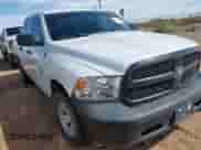 2022 Ram 1500 Tradesman z VIN 3C6RR7KG8NG211490, wystawiony jako IAAI lot #42747257 z przebiegiem 71 248 mil mil oraz . Historia ofert i sprzedaży dostępna na DreamBid. Obrazek 1.