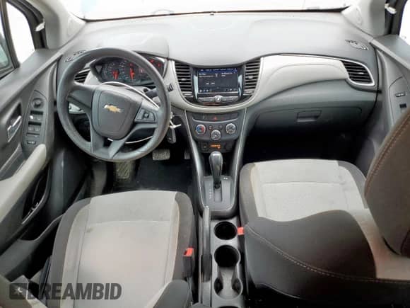 2018 Chevrolet Trax LS с VIN 3GNCJKSB7JL231672, выставлен на аукционе Copart как лот 80119635 с пробегом 73 874 миль миль и Списание • Salvage title. История ставок и продаж доступна на DreamBid. Изображение 8.