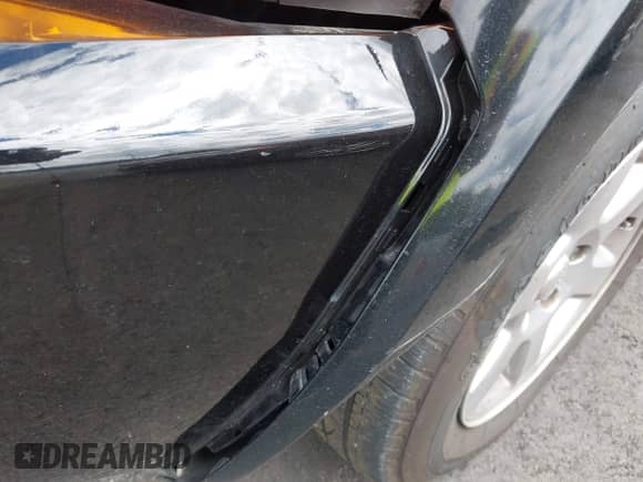 2006 Jeep Commander Limited z VIN 1J8HH58N16C309677, wystawiony jako IAAI lot #42181393 z przebiegiem 310 457 mil mil oraz . Historia ofert i sprzedaży dostępna na DreamBid. Obrazek 6.