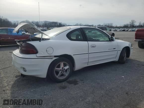 2001 Pontiac Grand Am GT z VIN 1G2NW12E41M514046, wystawiony jako Copart lot #44165385 z przebiegiem 238 790 mil mil oraz Szkoda całkowita • Salvage title. Historia ofert i sprzedaży dostępna na DreamBid. Obrazek 3.