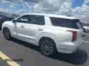 2023 Hyundai Palisade Calligraphy с VIN KM8R74GE0PU581123, выставлен на аукционе IAAI как лот 42976945 с пробегом 25 521 миль миль и . История ставок и продаж доступна на DreamBid. Изображение 3.