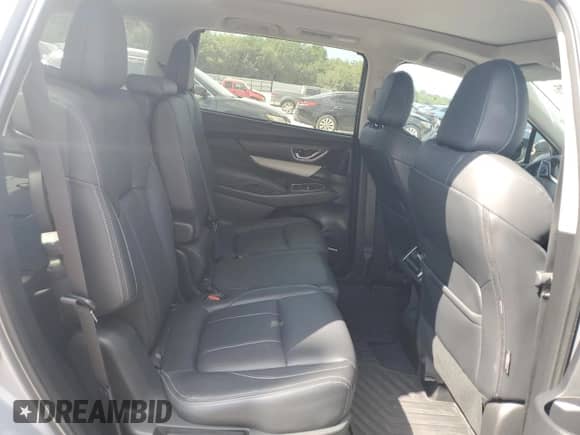 2019 Subaru Ascent Limited z VIN 4S4WMALD6K3468105, wystawiony jako Copart lot #70147025 z przebiegiem Nie podano mil oraz Szkoda całkowita • Salvage title. Historia ofert i sprzedaży dostępna na DreamBid. Obrazek 11.