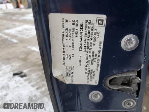 1998 Chevrolet Silverado 1500 z VIN 1GCEC14R5WZ145972, wystawiony jako Copart lot #85748594 z przebiegiem 323 362 mil mil oraz Szkoda całkowita • Salvage title. Historia ofert i sprzedaży dostępna na DreamBid. Obrazek 12.
