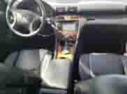 2006 Mercedes-Benz C 230 Sport с VIN WDBRF56H66F795396, выставлен на аукционе Copart как лот 48360265 с пробегом 168 327 миль миль и Списание • Salvage title. История ставок и продаж доступна на DreamBid. Изображение 8.