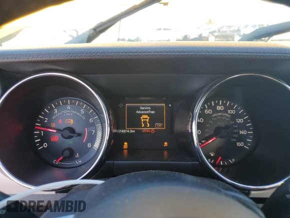 2017 Ford Mustang EcoBoost Premium z VIN 1FA6P8TH2H5297038, wystawiony jako Copart lot #85400955 z przebiegiem 74 374 mil mil oraz Szkoda całkowita • Salvage title. Historia ofert i sprzedaży dostępna na DreamBid. Obrazek 9.