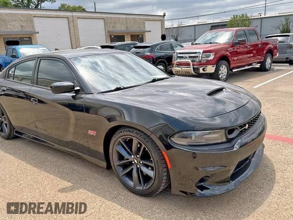 2019 Dodge Charger Scat Pack с VIN 2C3CDXGJ8KH508079, выставлен на аукционе Copart как лот 67664975 с пробегом 90 724 миль миль и Чистый • Clean title. История ставок и продаж доступна на DreamBid. Изображение 1.