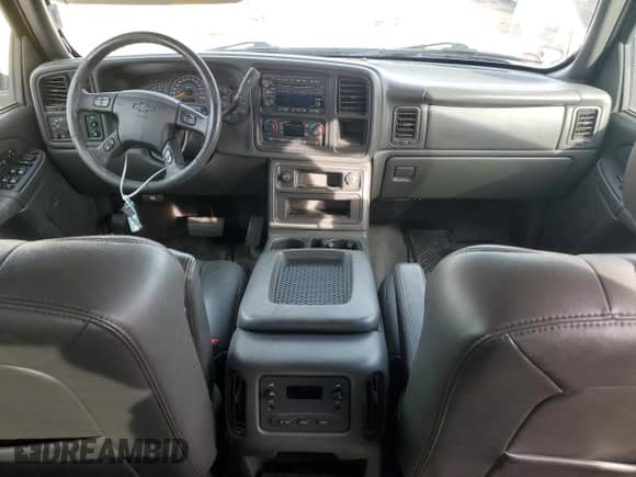 2004 Chevrolet Avalanche с VIN 3GNEK12T74G166893, выставлен на аукционе Copart как лот 48190865 с пробегом 190 008 миль миль и Списание • Salvage title. История ставок и продаж доступна на DreamBid. Изображение 8.