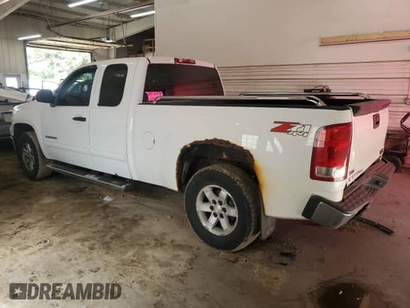 2010 GMC Sierra 1500 SLE с VIN 1GTSKVE31AZ155317, выставлен на аукционе Copart как лот 66329185 с пробегом 203 768 миль миль и Списание • Salvage title. История ставок и продаж доступна на DreamBid. Изображение 2.