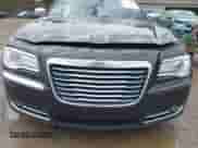 2013 Chrysler 300 C z VIN 2C3CCAKT2DH646633, wystawiony jako IAAI lot #41719487 z przebiegiem 115 363 mil mil oraz . Historia ofert i sprzedaży dostępna na DreamBid. Obrazek 18.