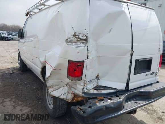 2014 Ford Econoline Cargo Super Duty Commercial with VIN 1FTSE3ELXEDA25101, listed as a IAAI auction lot 41876669 with 221,683 mi miles and . Bid and sale history available at DreamBid. Image 6.