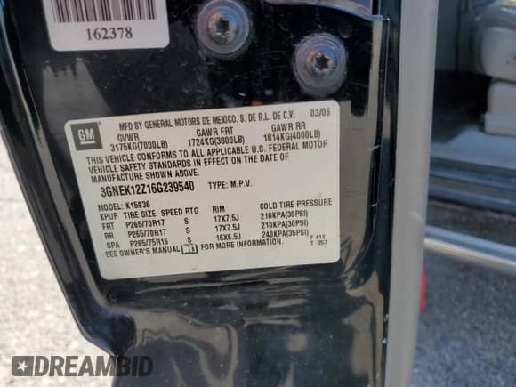 2006 Chevrolet Avalanche Z71 z VIN 3GNEK12Z16G239540, wystawiony jako Copart lot #69401095 z przebiegiem Nie podano mil oraz Czysty tytuł • Clean title. Historia ofert i sprzedaży dostępna na DreamBid. Obrazek 12.