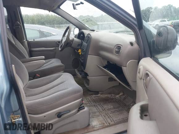 2003 Dodge Caravan SE with VIN 1D4GP24363B242572, listed as a IAAI auction lot 43328813 with 206,487 mi miles and . Bid and sale history available at DreamBid. Image 5.