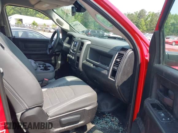 2016 Ram 1500 Tradesman с VIN 1C6RR7FT1GS299348, выставлен на аукционе IAAI как лот 42398896 с пробегом 99 875 миль миль и . История ставок и продаж доступна на DreamBid. Изображение 5.