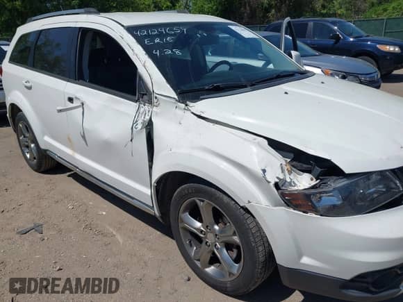 2016 Dodge Journey Crossroad Plus with VIN 3C4PDCGG4GT154134, listed as a IAAI auction lot 42124659 with 101,700 mi miles and . Bid and sale history available at DreamBid. Image 6.