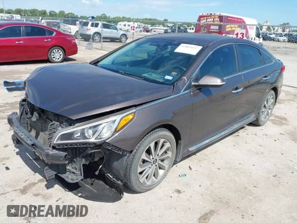 2016 Hyundai Sonata Limited с VIN 5NPE34AF4GH322998, выставлен на аукционе IAAI как лот 42865657 с пробегом 137 074 миль миль и . История ставок и продаж доступна на DreamBid. Изображение 2.