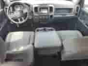 2016 Ram 1500 Tradesman z VIN 1C6RR6KG5GS100871, wystawiony jako Copart lot #54612135 z przebiegiem 108 193 mil mil oraz Szkoda całkowita • Salvage title. Historia ofert i sprzedaży dostępna na DreamBid. Obrazek 8.