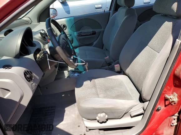 2005 Chevrolet Aveo LT с VIN KL1TG52645B399960, выставлен на аукционе Copart как лот 67527514 с пробегом 183 940 миль миль и Списание • Salvage title. История ставок и продаж доступна на DreamBid. Изображение 7.