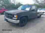 1994 Chevrolet Silverado 2500 with VIN 1GCFC24K6RE155578, listed as a IAAI auction lot 42062238 with 303,962 mi miles and . Bid and sale history available at DreamBid. Image 19.
