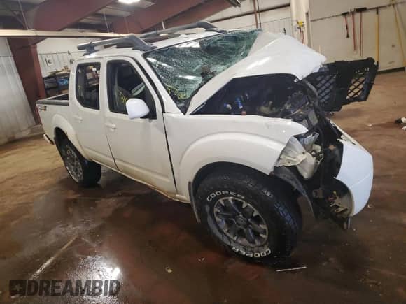 2015 Nissan Frontier SV with VIN 1N6AD0EV6FN767258, listed as a Copart auction lot 69584705 with Not provided miles and Clean title. Bid and sale history available at DreamBid. Image 4.