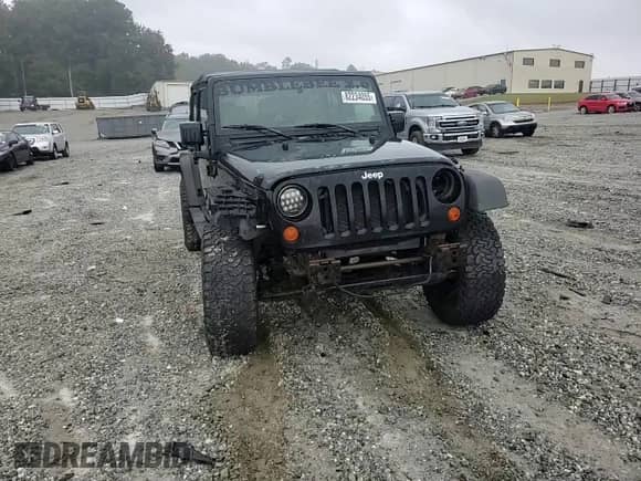 2008 Jeep Wrangler Unlimited X с VIN 1J4GA39108L508157, выставлен на аукционе Copart как лот 82234055 с пробегом Не указан миль и Списание • Salvage title. История ставок и продаж доступна на DreamBid. Изображение 15.