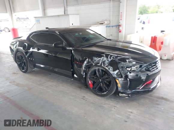 2022 Chevrolet Camaro 2LT z VIN 1G1FD1RS8N0108357, wystawiony jako IAAI lot #43224987 z przebiegiem 51 583 mil mil oraz . Historia ofert i sprzedaży dostępna na DreamBid. Obrazek 1.