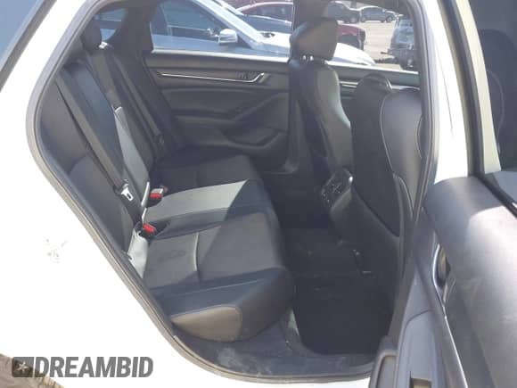 2021 Honda Accord Sport z VIN 1HGCV2F33MA020403, wystawiony jako IAAI lot #43252381 z przebiegiem 64 223 mil mil oraz . Historia ofert i sprzedaży dostępna na DreamBid. Obrazek 8.