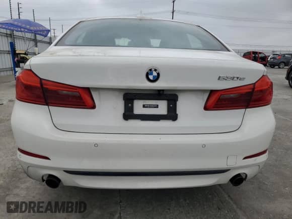 2020 BMW 5 Series 530e с VIN WBAJA9C09LCD56922, выставлен на аукционе Copart как лот 65810455 с пробегом 61 691 миль миль и Списание • Salvage title. История ставок и продаж доступна на DreamBid. Изображение 6.