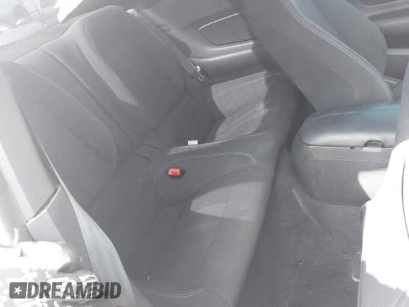 2020 Ford Mustang EcoBoost z VIN 1FA6P8TH4L5126770, wystawiony jako IAAI lot #42443872 z przebiegiem 59 884 mil mil oraz . Historia ofert i sprzedaży dostępna na DreamBid. Obrazek 8.