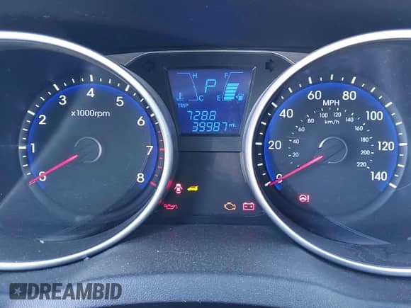 2014 Hyundai Tucson SE with VIN KM8JU3AG3EU925714, listed as a IAAI auction lot 43365574 with 39,987 mi miles and . Bid and sale history available at DreamBid. Image 7.