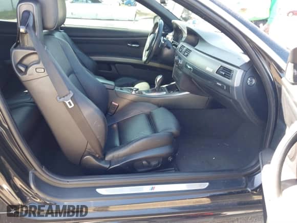 2011 BMW 3 Series 335is с VIN WBADX1C52BE570532, выставлен на аукционе IAAI как лот 41860023 с пробегом 114 834 миль миль и . История ставок и продаж доступна на DreamBid. Изображение 5.