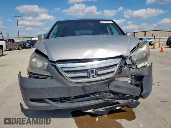 2005 Honda Odyssey EX с VIN 5FNRL38445B423518, выставлен на аукционе Copart как лот 84187105 с пробегом 193 497 миль миль и Списание • Salvage title. История ставок и продаж доступна на DreamBid. Изображение 5.