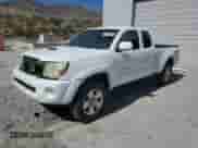 2005 Toyota Tacoma с VIN 5TEUU42N25Z144596, выставлен на аукционе Copart как лот 69295985 с пробегом 285 923 миль миль и Списание • Salvage title. История ставок и продаж доступна на DreamBid. Изображение 1.