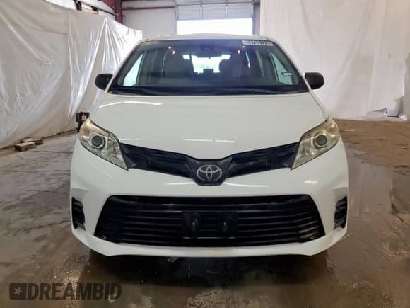 2020 Toyota Sienna L with VIN 5TDZZ3DC7LS073709, listed as a Copart auction lot 83765125 with 44,537 mi miles and Clean title. Bid and sale history available at DreamBid. Image 3.
