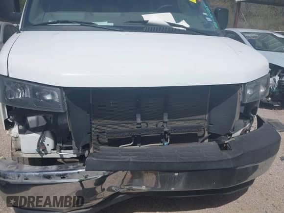 2020 Chevrolet Express Passenger LT с VIN 1GAZGPFG1L1201171, выставлен на аукционе IAAI как лот 41808195 с пробегом 69 889 миль миль и . История ставок и продаж доступна на DreamBid. Изображение 6.