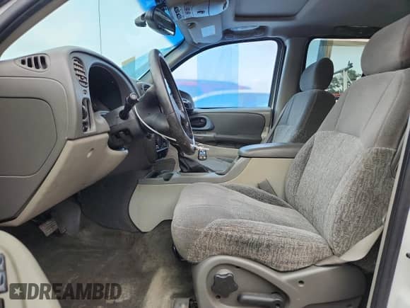 2003 Chevrolet TrailBlazer LS with VIN 1GNDS13SX32278306, listed as a Copart auction lot 68770585 with 169,167 mi miles and Salvage title. Bid and sale history available at DreamBid. Image 7.