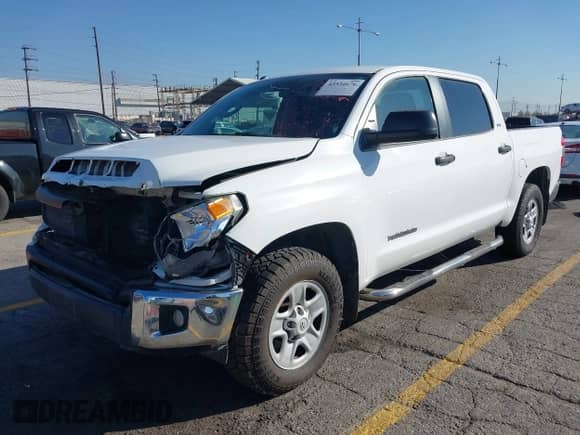 2014 Toyota Tundra SR5 с VIN 5TFEM5F10EX080387, выставлен на аукционе IAAI как лот 43534676 с пробегом 127 850 миль миль и . История ставок и продаж доступна на DreamBid. Изображение 2.