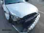 2000 Hyundai Sonata GLS z VIN KMHWF35V0YA303537, wystawiony jako IAAI lot #41942758 z przebiegiem 196 032 mil mil oraz . Historia ofert i sprzedaży dostępna na DreamBid. Obrazek 6.
