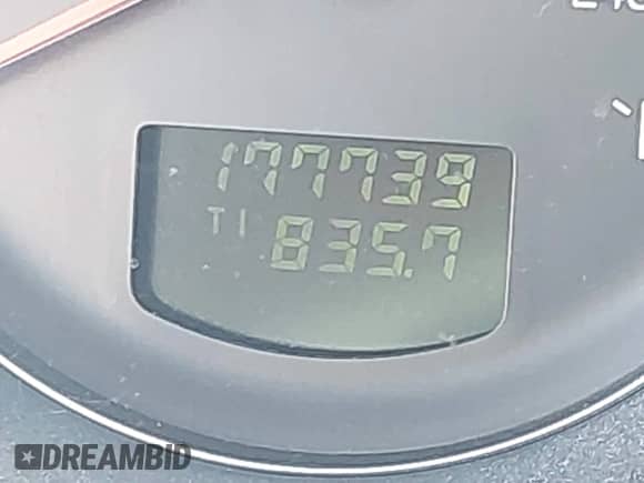 2005 Volvo S60 с VIN YV1RS592452432485, выставлен на аукционе IAAI как лот 42663011 с пробегом 177 739 миль миль и . История ставок и продаж доступна на DreamBid. Изображение 15.