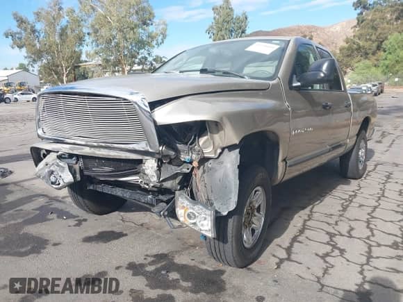 2005 Dodge 2500 SLT with VIN 3D7KS28C25G762462, listed as a IAAI auction lot 43251095 with 236,951 mi miles and . Bid and sale history available at DreamBid. Image 17.