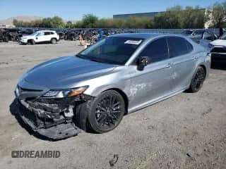 2023 Toyota Camry Hybrid XSE с VIN 4T1K31AKXPU609407, выставлен на аукционе Copart как лот 66486835 с пробегом 26 892 миль миль и Списание • Salvage title. История ставок и продаж доступна на DreamBid. Изображение 1.