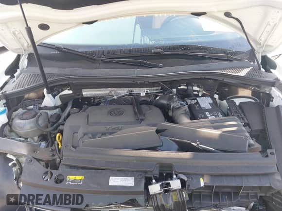 2024 Volkswagen Tiguan SE с VIN 3VV3B7AX3RM120298, выставлен на аукционе IAAI как лот 41862454 с пробегом Не указан миль и . История ставок и продаж доступна на DreamBid. Изображение 10.