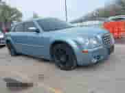 2008 Chrysler 300 C Hemi with VIN 2C3LA63H78H169491, listed as a IAAI auction lot 41936597 with 190,796 mi miles and . Bid and sale history available at DreamBid. Image 1.