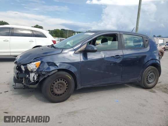 2015 Chevrolet Sonic LS с VIN 1G1JA6SH0F4144956, выставлен на аукционе Copart как лот 64201745 с пробегом 175 633 миль миль и Списание • Salvage title. История ставок и продаж доступна на DreamBid. Изображение 1.