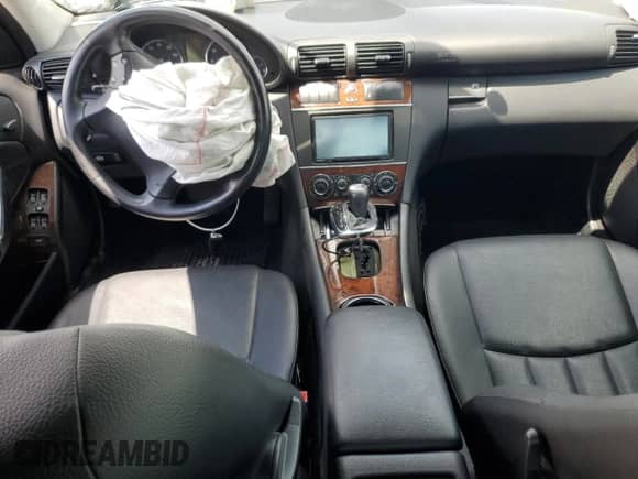 2007 Mercedes-Benz C 280 Luxury с VIN WDBRF54H77A917300, выставлен на аукционе Copart как лот 55879035 с пробегом Не указан миль и Списание • Salvage title. История ставок и продаж доступна на DreamBid. Изображение 8.